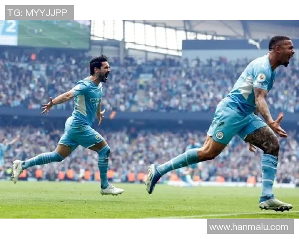 英超史上最惊险！曼城绝杀捧杯，夺得联赛冠军